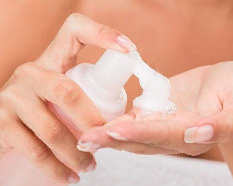 Cyclopentasiloxaan en trimethylsiloxysilicaat Silicone vloeistof en hars voor kleur cosmetica CAS541-02-6&amp;56275-01-5