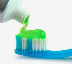 D-Panthenol 75 W Natuurlijke vochtinbrengende middelen Diep doordringende vochtinbrengende crème CAS81-13-0