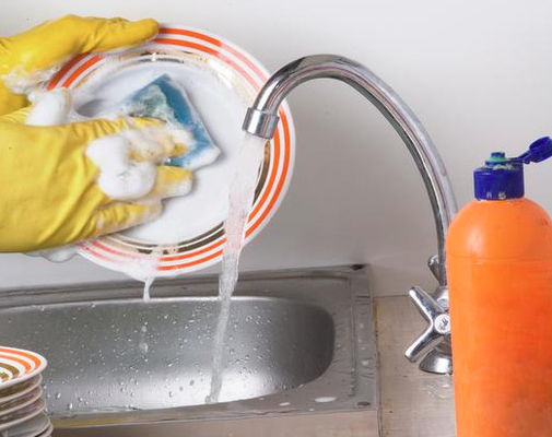 Styreen / acrylaten Copolymer Vochtzuigend Melkwitte Vloeistof Uiterlijk Veranderder Voor Gezicht En Lichaam Huidverzorging