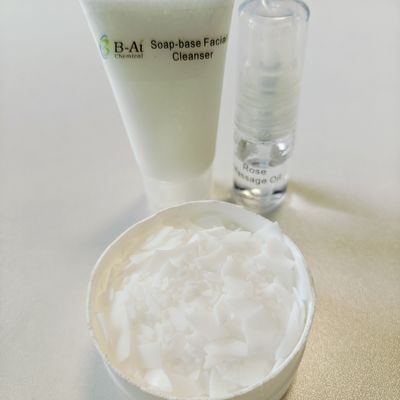 Methylglucose sesquistearate Wit tot geelblaadje Vaste emulgatiemiddel voor babylotion en -crème
