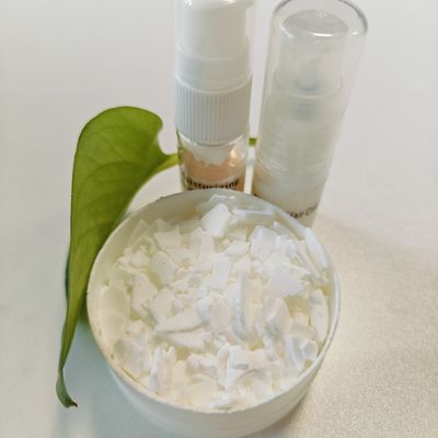 68936-95-8 Witte tot geelblaadje Vlees Methylglucose Sesquistearaat Emulgator Natuurlijke glucosederivaat
