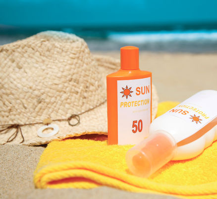 Diethylhexyl Butamido Triazone CAS 154702-15-5 UV-absorber additief poeder bereikt een hoog SPF bij lage dosering