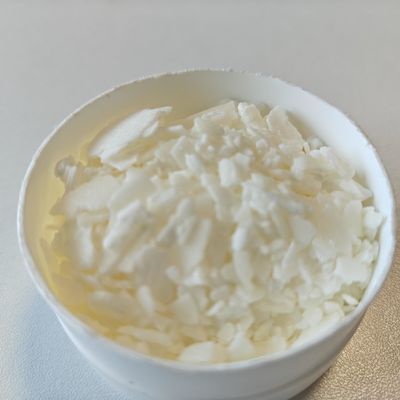 CAS 72175-39-4 PEG-20 Methylglucose sesquistearaat Cosmetisch materiaal met uitstekende emulgatievermogen